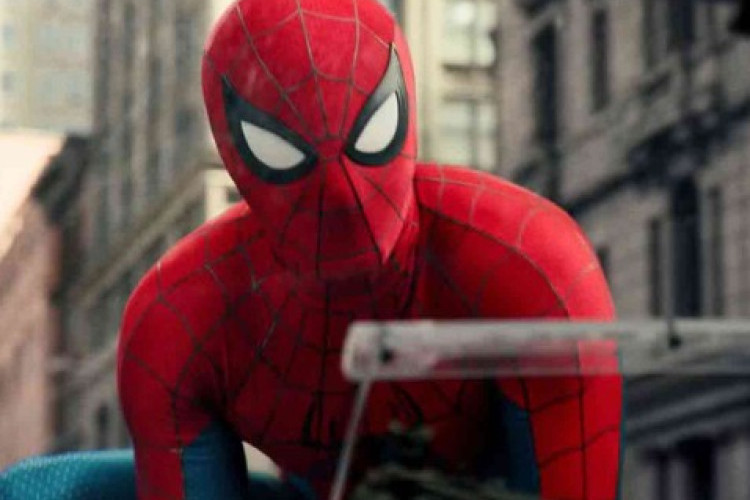 น่ากลัวเกินไปสำหรับเด็ก: Marvel ตัดฉาก 'Man-Spider' ออกจาก Spider-Man: Brand New Day
